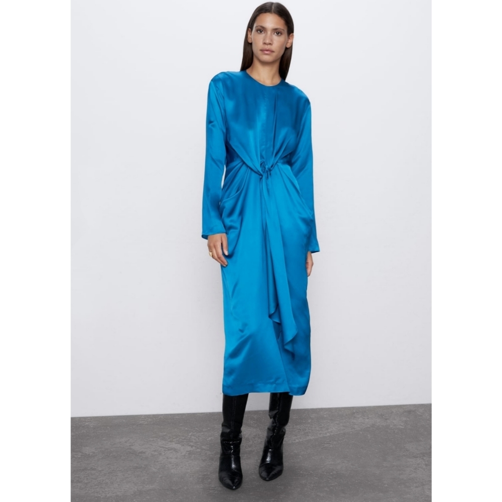 ZARA| Limited Édition Satin Dress With Bow Detail